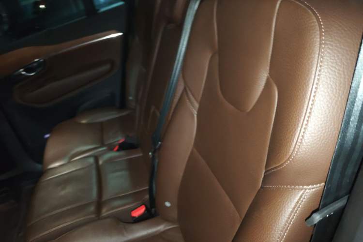 Used Volvo XC90 2021 B6 Zhiyi Luxury Edition 7-Seater
