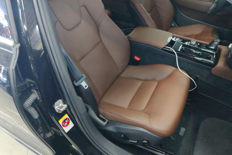 Used Volvo S90 New Energy 2020 Restyled T8 E-Drive Hybrid Zhiyi Luxury Edition