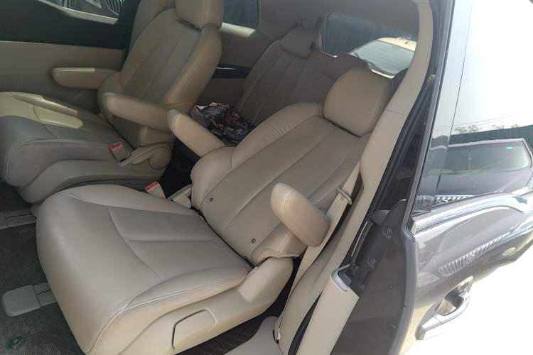 Used Buick GL8 2017 25S Prestige Version China V Standard Left Rear Seat