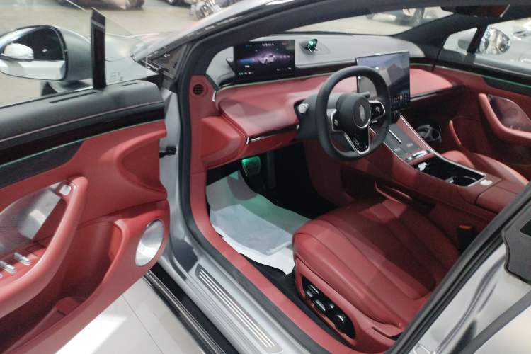 Used Hima Luxeed S7 2025 703km Ultra Sport Edition
