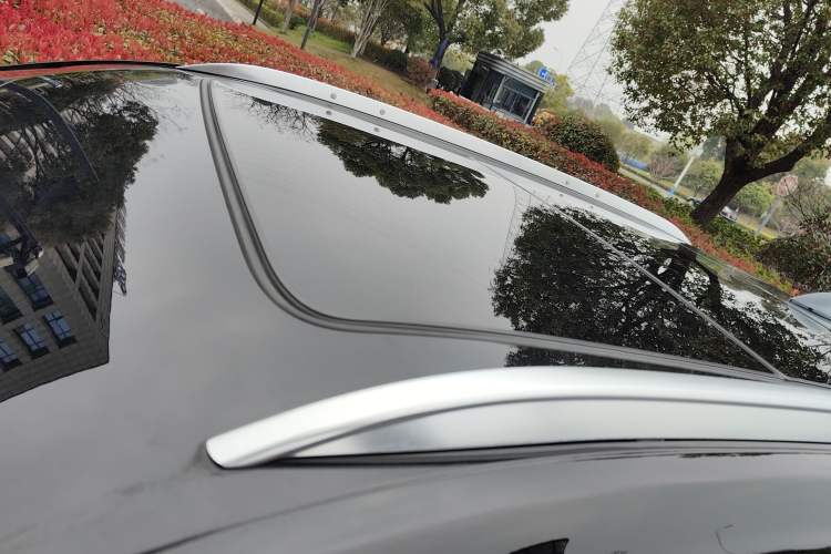 Used Cadillac XT4 2021 28T Two-Wheel Drive Leading Version
