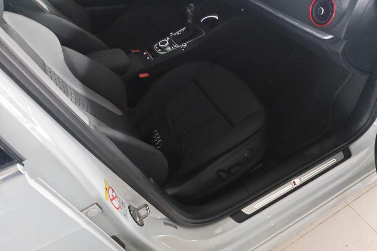 Used Audi A3 2020 Sportback 35 TFSI Sporty Model China VI