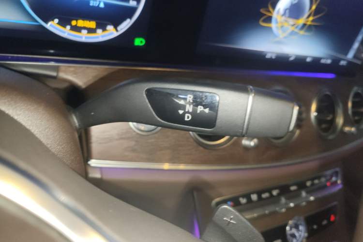 Used Mercedes-Benz E-Class 2019 Restyled E 300 L Luxury Edition
