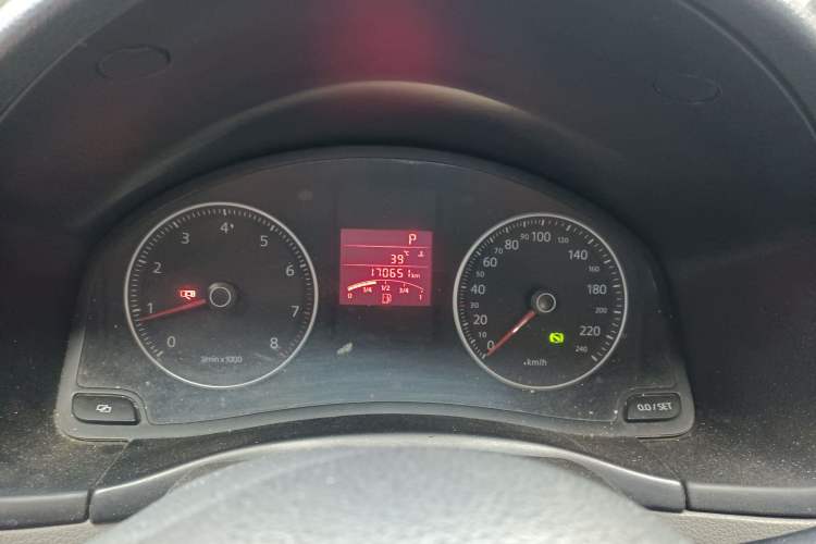 Used Volkswagen Bora 2012 1.6L Automatic Comfortable Value Edition
