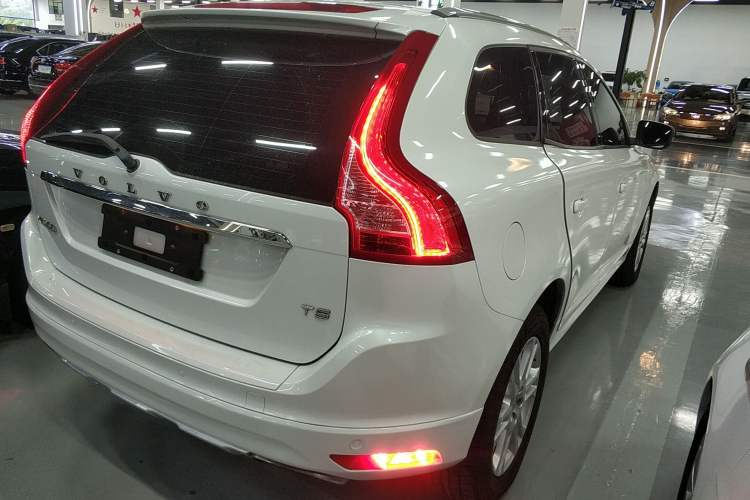 Used Volvo XC60 2014 T5 Zhiyi Edition
