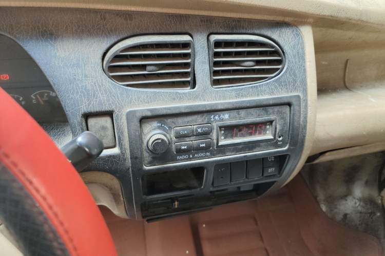 Used Dongfeng Xiaokang K17 2009 1.0L Base Version AF10-06 Audio And AC Panel