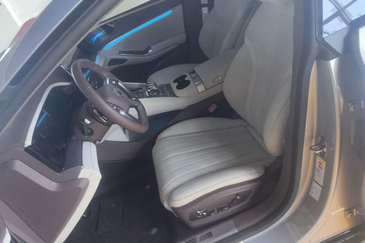 Used Denza Z9GT 2024 1100 Four-Wheel Drive Max Edition Left Front Seat