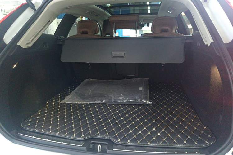 Used Volvo XC60 2020 T5 4x4 Zhiyi Luxury Edition