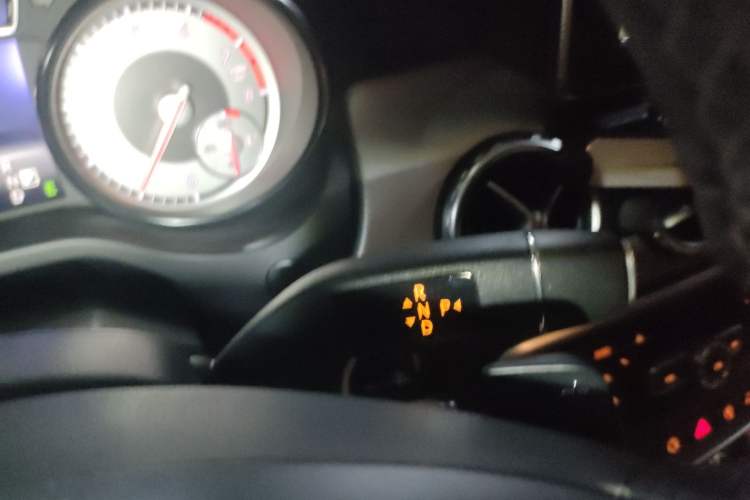 Used Mercedes-Benz GLA 2015 GLA 200 Fashion Model