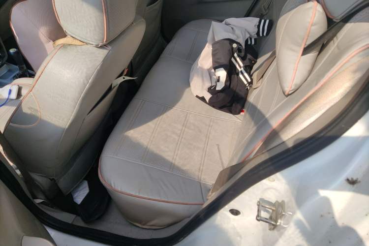 Used CHANGAN Alsvin V3 2015 1.4L Manual Meiruan Model China V Standard