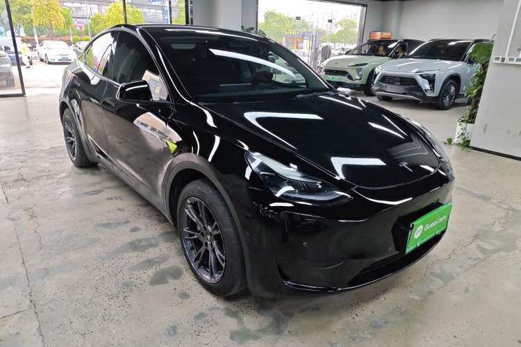 Used Tesla Model Y 2023 Rear-Wheel-Drive Version
