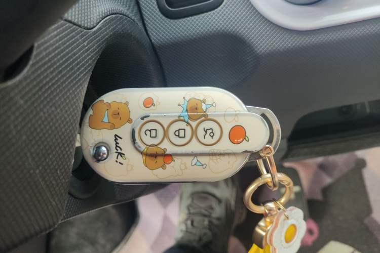 Used Wuling Hongguang MINIEV 2021 Macaron Fashion Edition Lithium-Ion Battery
