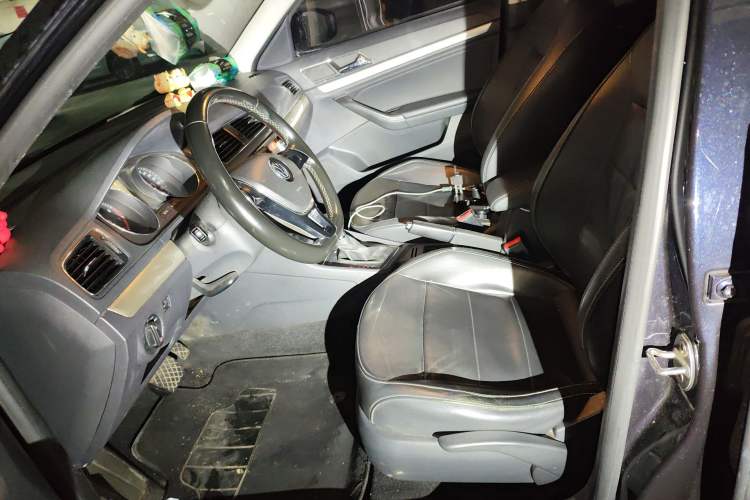 Used Volkswagen Lavida 2015 1.6L Automatic Comfort Edition