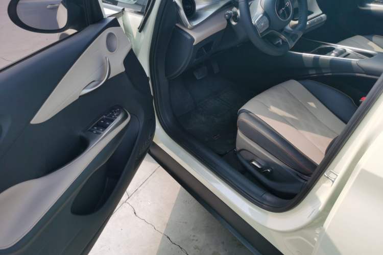 Used BYD Dolphin 2023 420 km Fashion Edition
