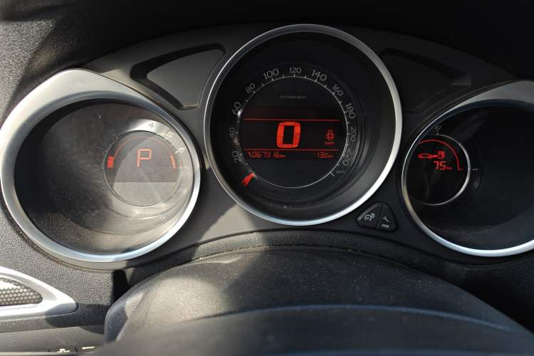 Used Citroen C4L 2014 1.6THP Intelligent Drive Automatic Dynamic Model
