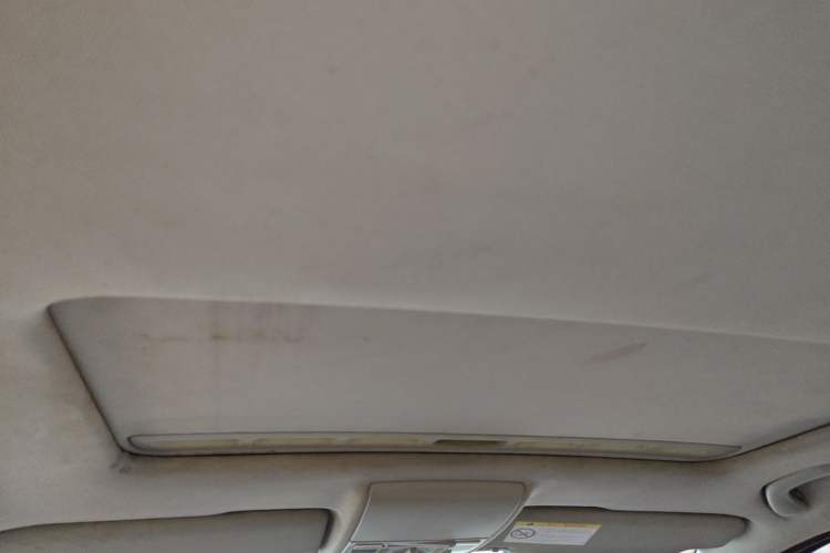 Used Volkswagen Lavida 2017 1.6L Manual Comfort Edition Headliner