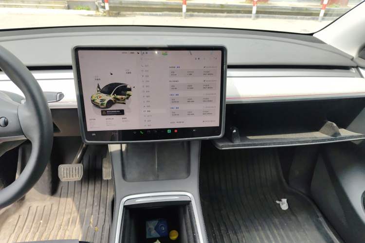 Used Tesla Model Y 2023 Rear-Wheel-Drive Version Audio And AC Panel