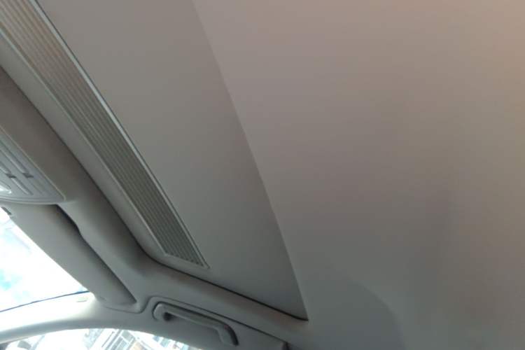 Used Volkswagen Phaeton 2011 3.6L V6 5-Seater Extended Comfort Version