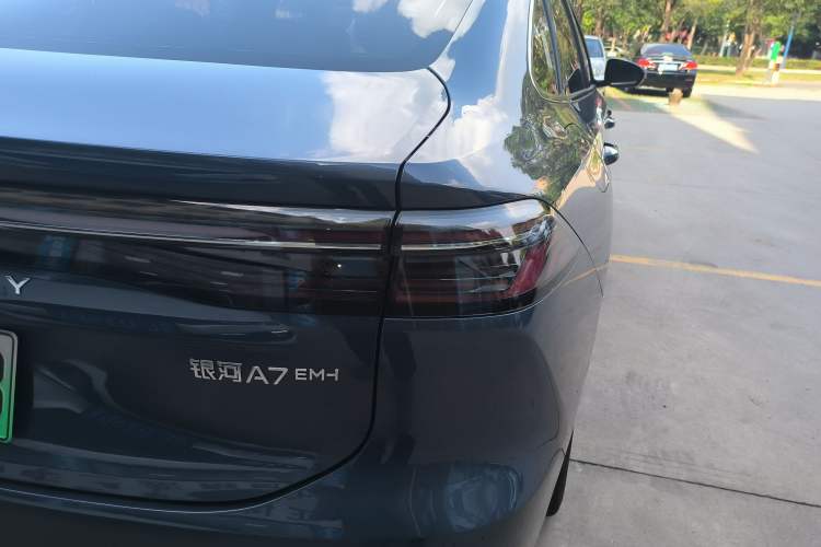 Used Geely Galaxy A7 2025 Model EM-i 150km Starship Edition