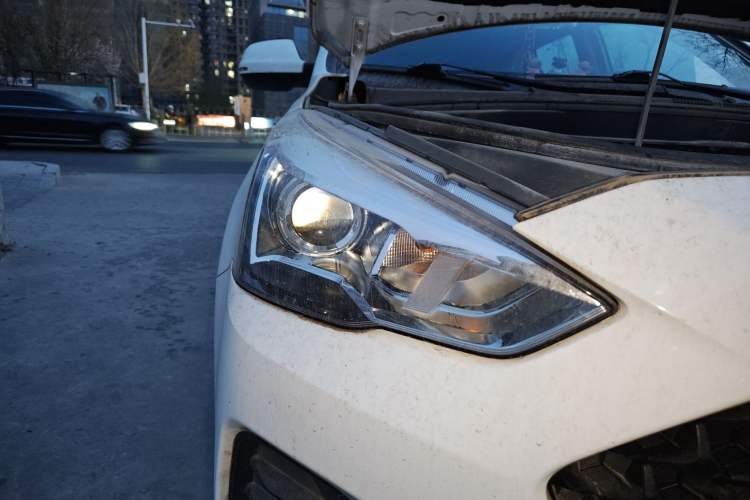 Used Haval M6 2019 1.5T DCT Two-Wheel Drive Elite Version China VI Standard
