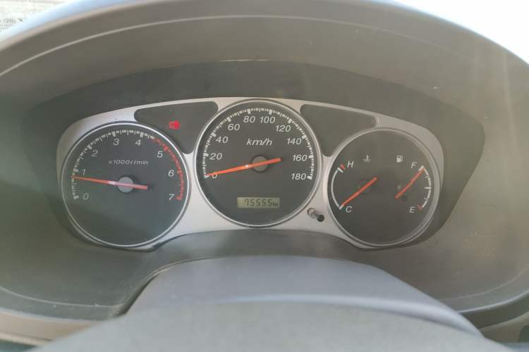 Used JMC Baodian 2015 2.8T New Value-Added Diesel Two-Wheel Drive Extended Version JX493ZLQ4C
