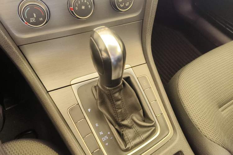 Used Volkswagen Golf 2014 1.4TSI Automatic Comfort Model
