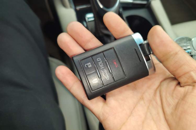 Used Cadillac XTS 2014 28T Comfort Version