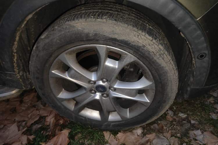 Used Ford Kuga 2015 2.0L GTDi Four-Wheel-Drive Sport Model