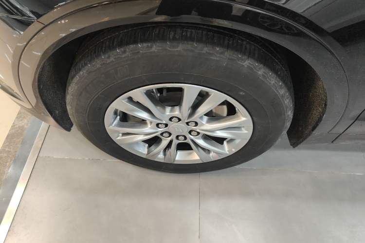 Used Cadillac XT5 2022 2.0T Two-Wheel Drive Luxury Version
