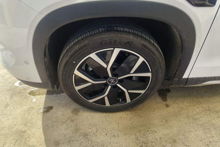 Used BYD Song L DM-i 2025 Intelligent Driving Version 160 km Beyond-Range Type
