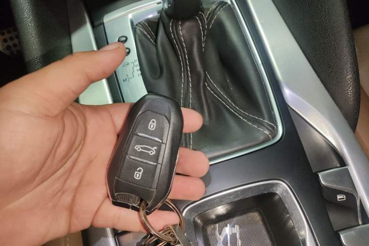 Used DS 5 2013 1.6T Prestige Edition THP200