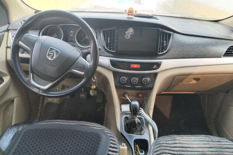 Used Baojun 730 2016 1.5L Manual Value Edition 7 Seats China V Emission Standard
