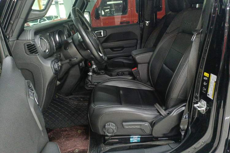 Used Jeep Wrangler 2021 2.0T Sahara Four-Door Edition