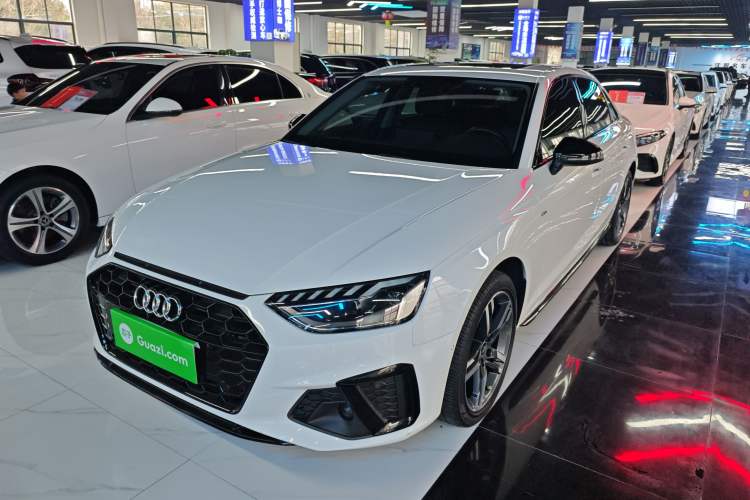 Used Audi A4L 2020 40 TFSI Luxury Dynamic Model
