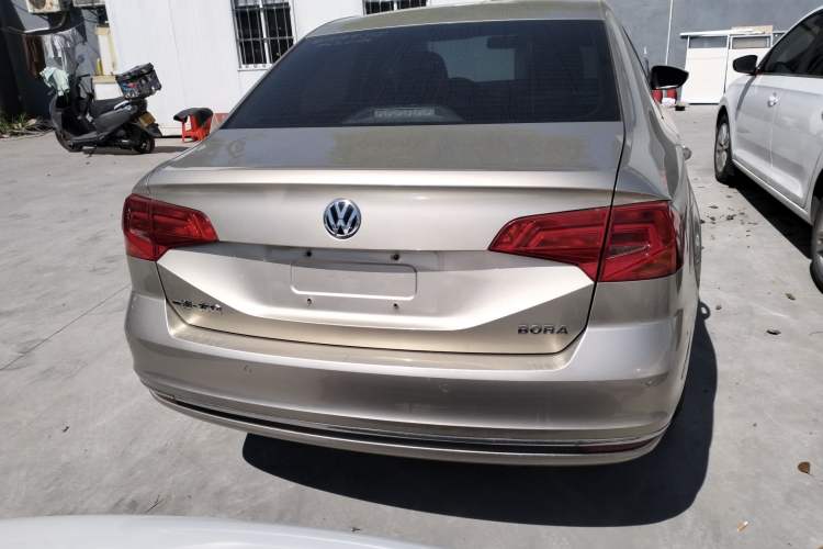 Used Volkswagen Bora 2016 1.6L Manual Comfort Model
