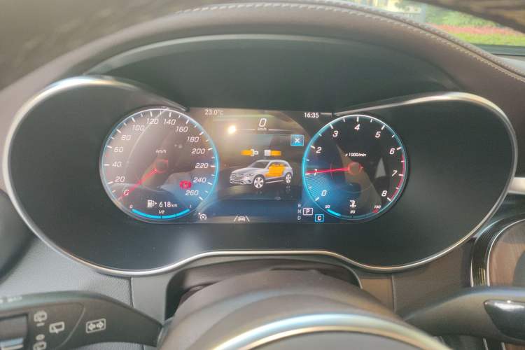 Used Mercedes-Benz GLC 2021 GLC 300 L 4MATIC Dynamic Model Instrument Cluster