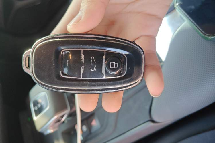 Used Hongqi E-QM5 2023 560km PLUS
