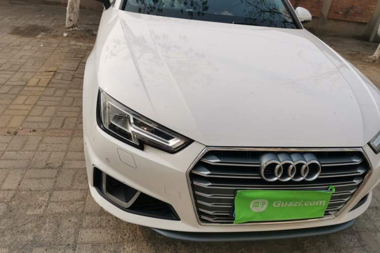 Used Audi A4L 2019 40 TFSI Fashion Edition China VI Emission Standard
