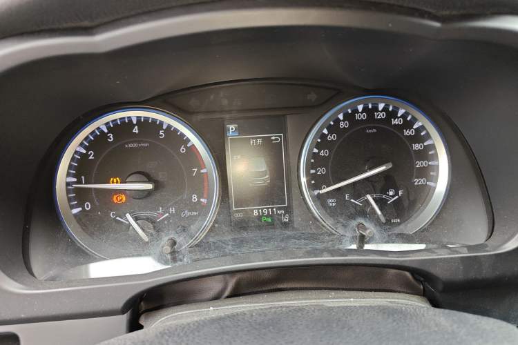 Used Toyota Highlander 2018 2.0T Four-Wheel Drive Luxury Version 7 Seats China VI Standard
