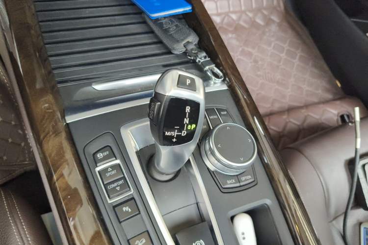 Used BMW X5 2017 xDrive28i
