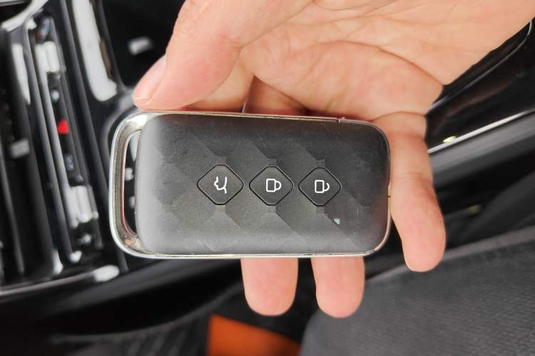 Used Wuling E5 2024 410 km Standard Version Interior 1