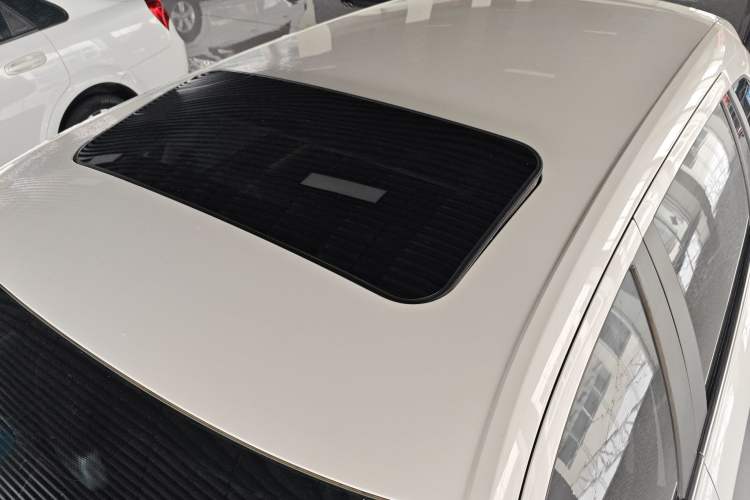 Used Volkswagen Gran Lavida 2015 1.6L Automatic Comfort Edition