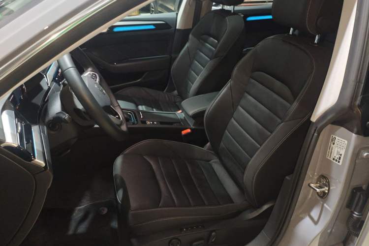 Used Volkswagen FAW-Volkswagen CC 2024 Estate Car 380TSI Hunter's Heart All-Encompassing Edition
