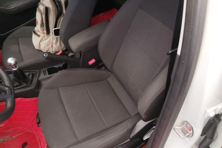 Used Volkswagen Lavida 2018 Classic 1.5L Manual Fashion Edition China VI Standard Left Front Seat