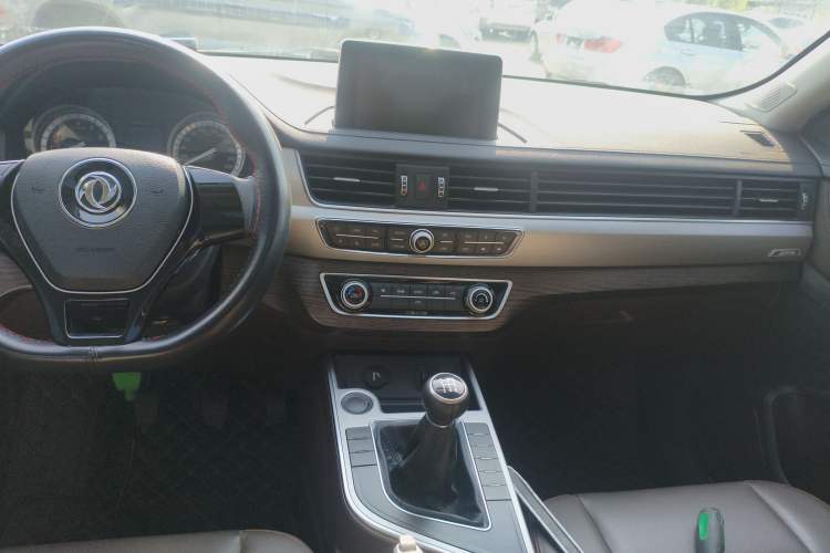 Used FORTHING Joyear X5 2017 1.6L Manual Luxury Model Audio And AC Panel