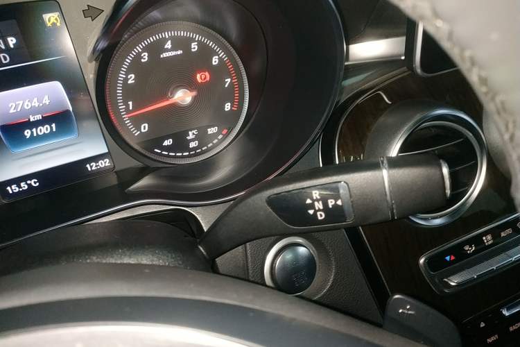 Used Mercedes-Benz GLC 2019 Facelift GLC 260 L 4MATIC Luxury Model
