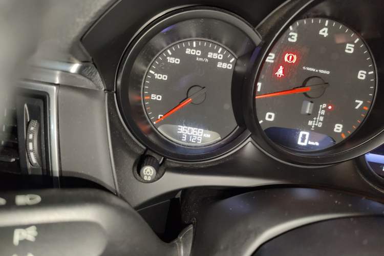 Used Porsche Macan 2017 Macan 2.0T Odometer Close Up