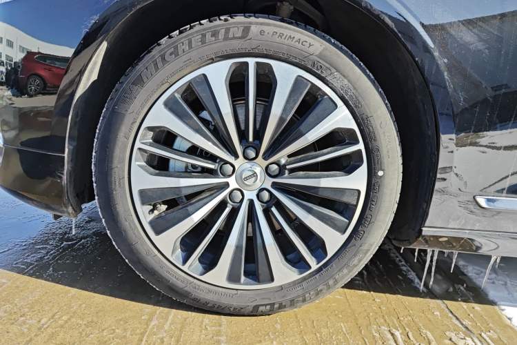 Used Volvo S90 2024 B5 Zhiyi Luxury Edition
