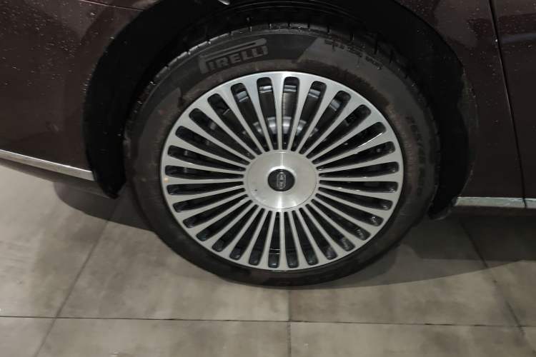 Used Hima S800 2025 Model, Range-Extended Starlight Premium Edition, 5 Seats