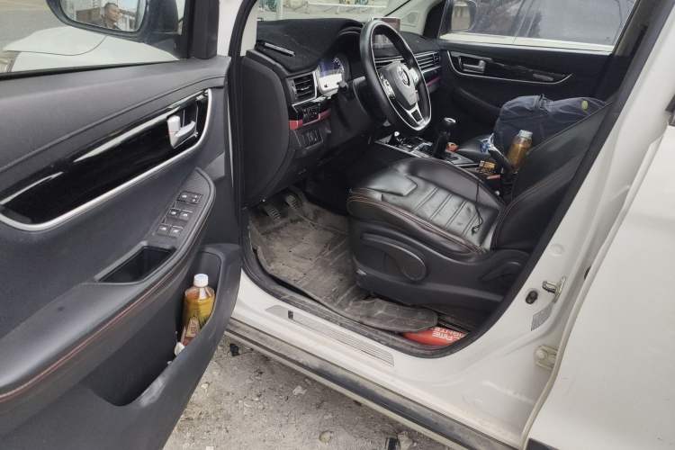 Used FORTHING Joyear X6 2017 Jingxiang Series 1.5T Manual Luxury Model
